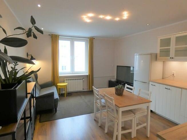 Sienkiewicza 6, Centrum, 3 słoneczne pokoje