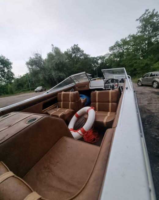 Motorówka/ łódka+ przyczepa