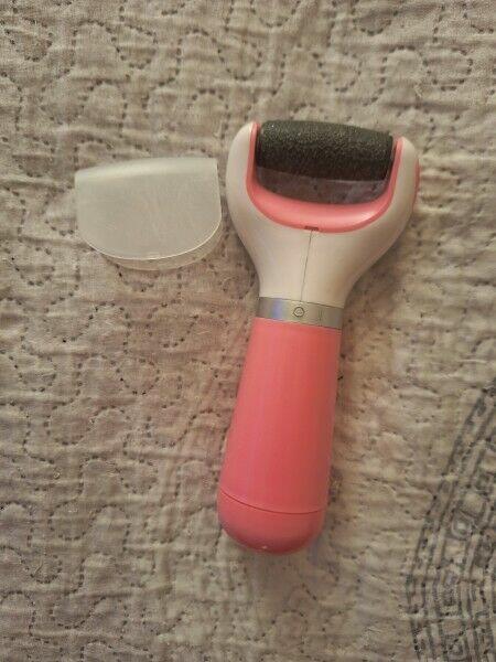 Elektryczna tarka do stóp+nowe wkłady i nowe baterie s.BDB