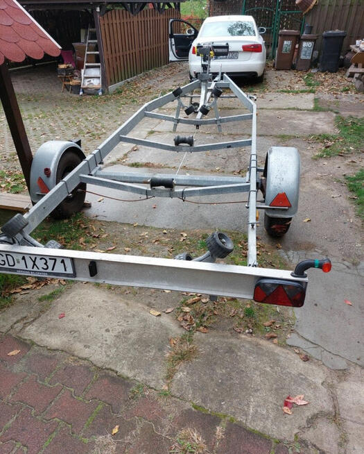 Motorówka/ łódka+ przyczepa