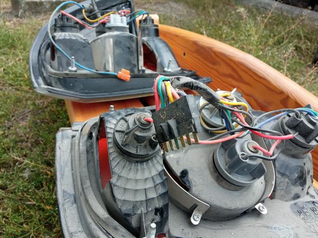 Lampy tylne Lexus chrom opel Vectra B sedan hachback