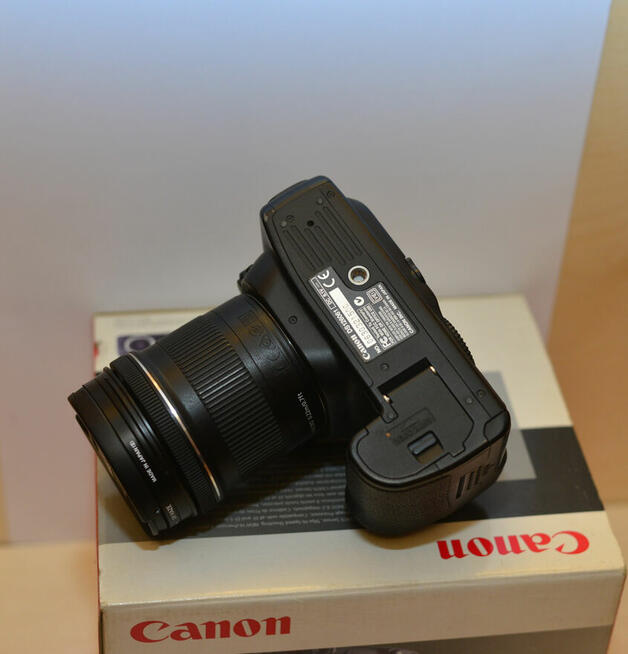 lustrzanka canon eos 20d z dużym zestawem obiektywów i inne