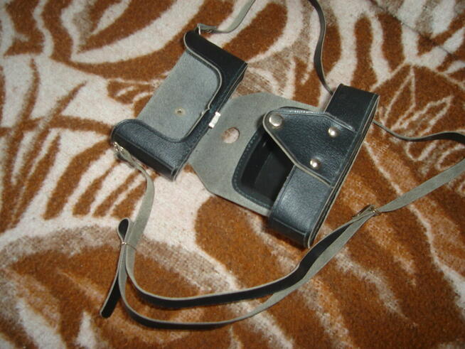 Nowy futerał do aparatu radzieckiego Smena 8 M