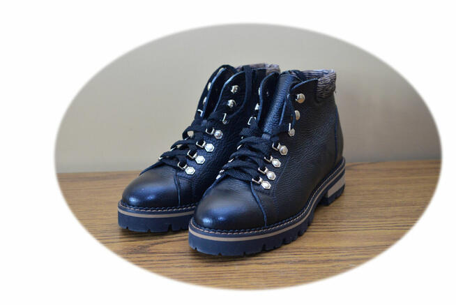 damskie buty 37 półbuty nieużywane na wąską stope