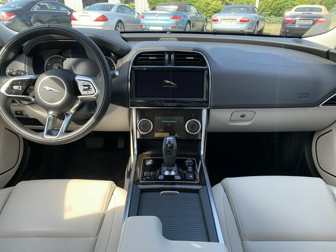 Jaguar XE 2.0d 204 KM VAT23%, nowy samochód z polskiego salonu