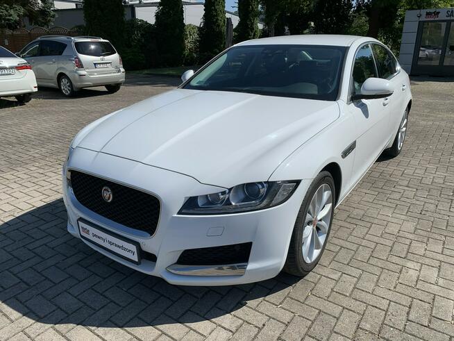 Jaguar XF 2.0d 241 KM