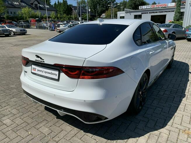 Jaguar XF 2.0 250 KM
