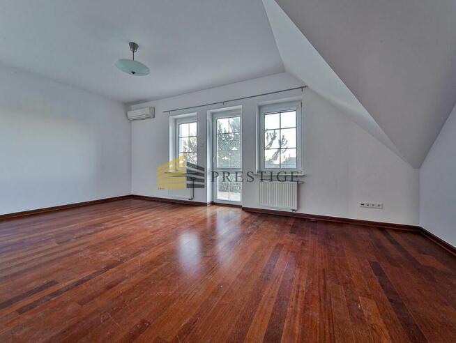 Elegancki przestronny dom