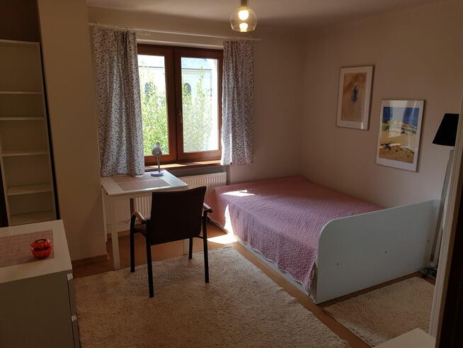 Pokoje komfortowe w domu-Centrum dla młodych osób /kursantów