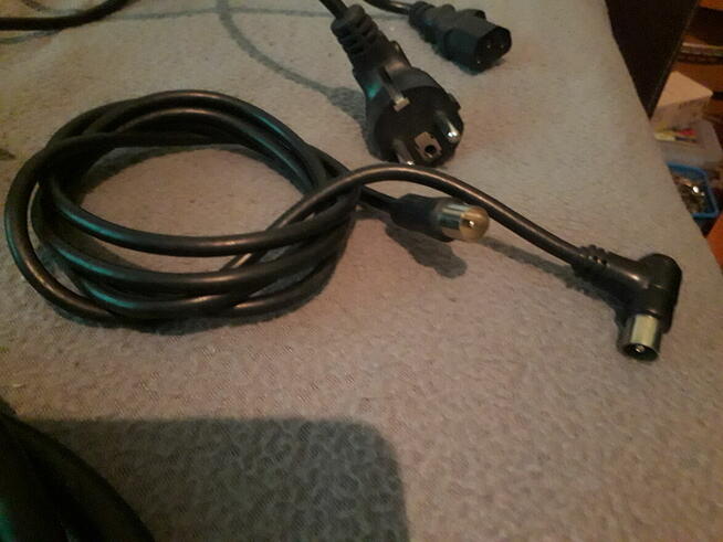 Zestaw kabli do PC i TV