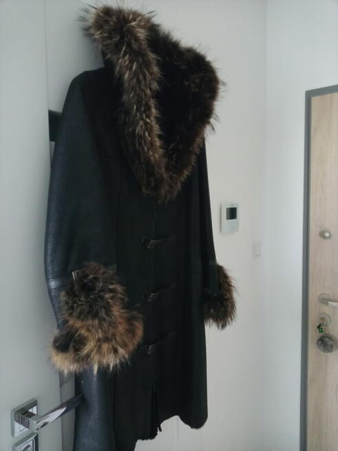 Kożuch damski naturalny nowy czarny z jenotem