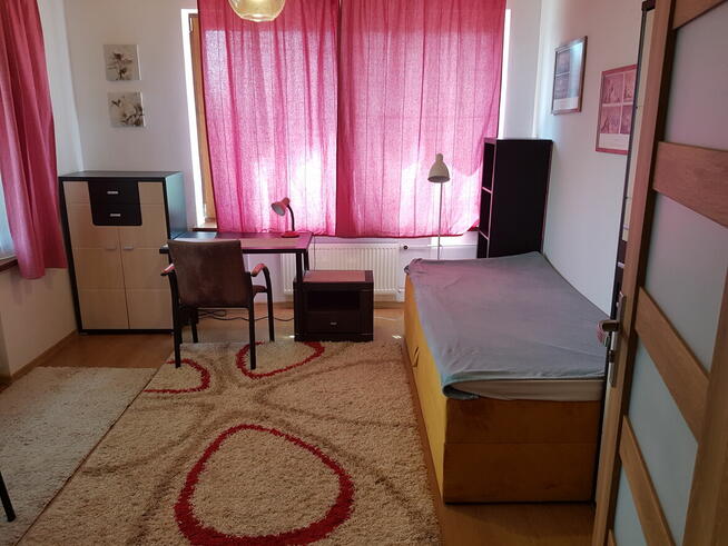 Pokoje komfortowe w domu-Centrum dla młodych osób /kursantów
