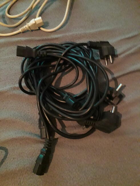 Zestaw kabli do PC i TV