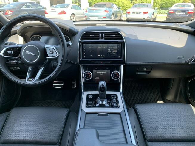 Jaguar XE 2.0L 204 KM, pierwszy właściciel, salon polska, bezwypadkowy