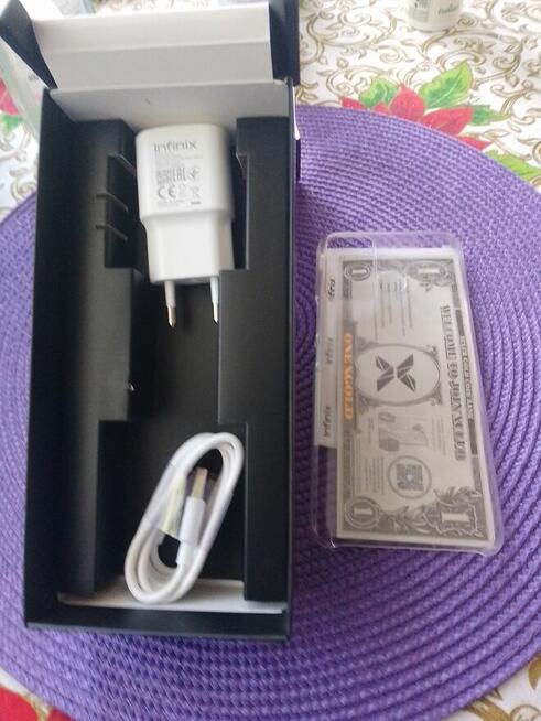 Sprzedam nowy telefon komórkowy