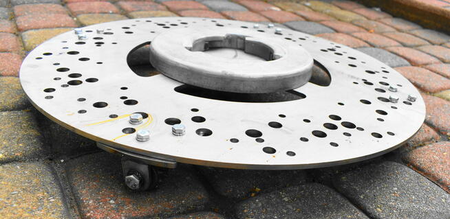 Groszkowanie betonu - matowanie śliskiej posadzki