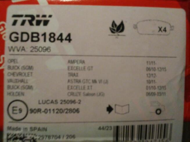 TRW tarcze i klocki obie osie astra j