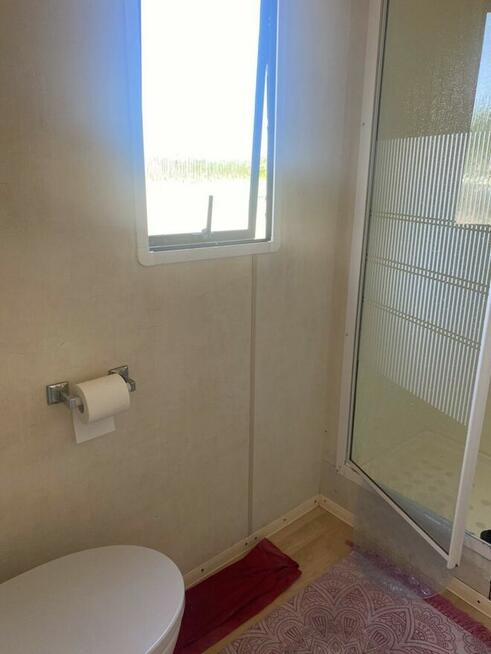 Działka z klimatyzowanym domkiem na 8 osób w Sasinie koło Łeby