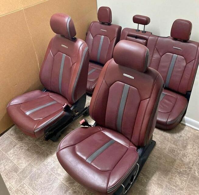 Skórzane fotele Forda Pickupa