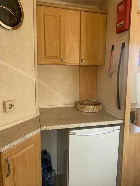 Działka z klimatyzowanym domkiem na 8 osób w Sasinie koło Łeby