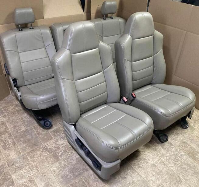 Skórzane fotele Forda Pickupa