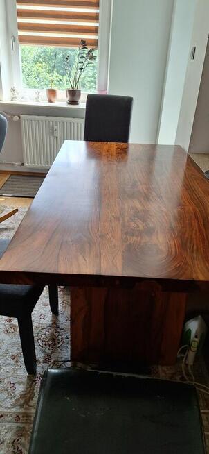Sprzedam stół z litego drewna