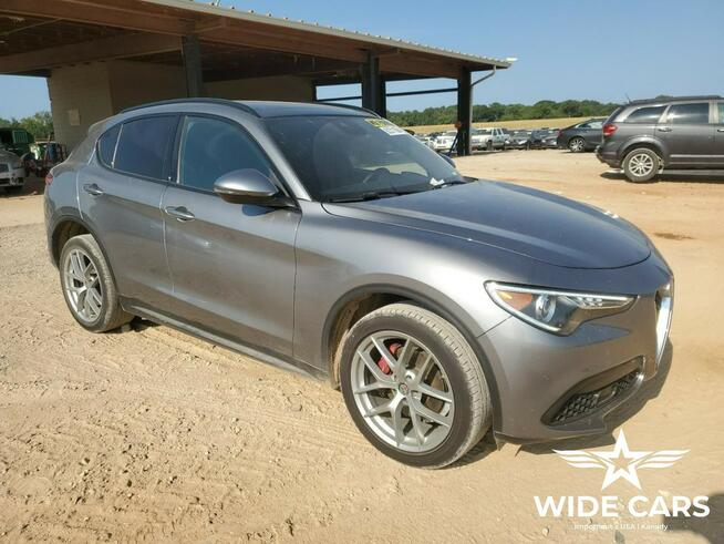 Alfa Romeo Stelvio TI Q4 Turbo 280HP
