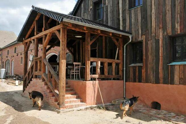 Duży dom pod salę weselną , konferencyjną lub cele mieszkaln