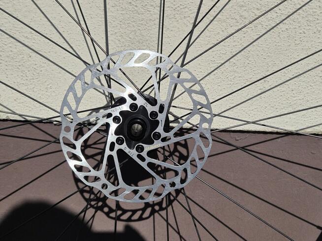 Sprzedam nowe koła szosowe