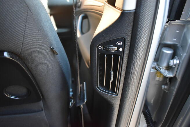 7-FOTELI ŻALUZJE 3 RZĘDY NAWIEWY FOT. Z PAMIĘCIĄ NOWE SERWIS