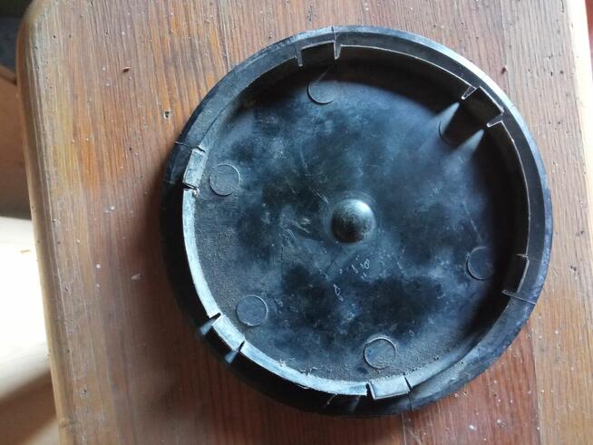 Osłona zaślepka górna zbiornika paliwa Opel Astra F