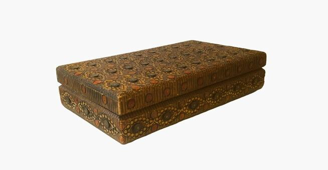 Drewniana szkatułka rękodzieło ludowe