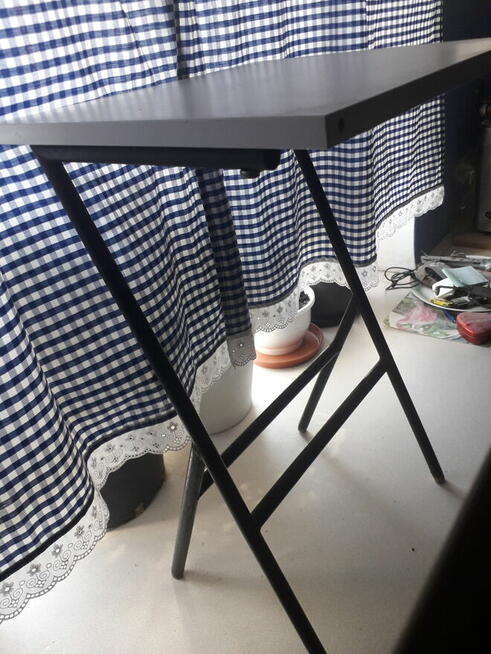 Stolik na gazety nowy blat