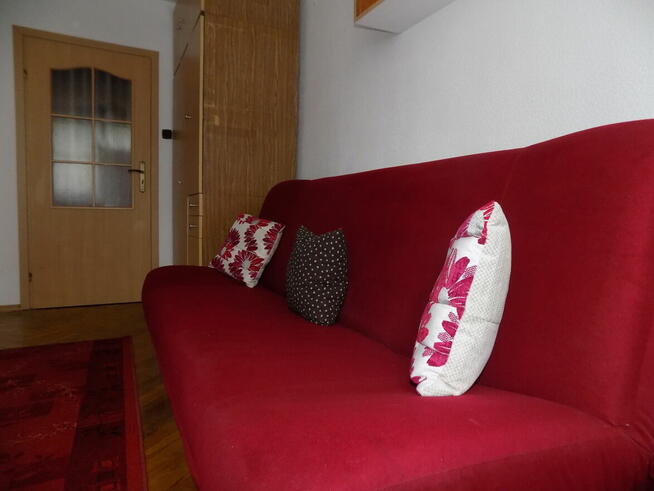 Centrum al. Jana Pawła II, przy rondzie ONZ-dwie linie metra