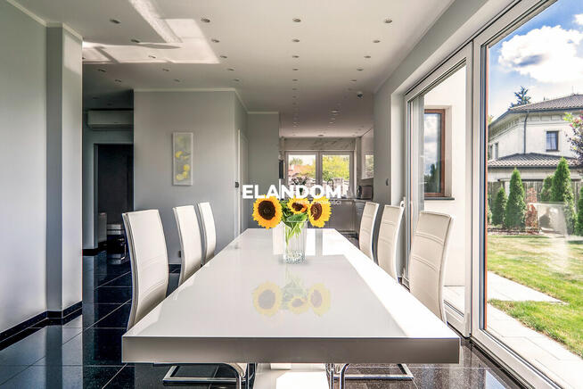 Twój Wymarzony i Nowoczesny Dom w Sercu Natury!