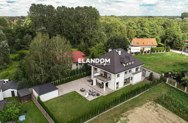 Twój Wymarzony i Nowoczesny Dom w Sercu Natury!