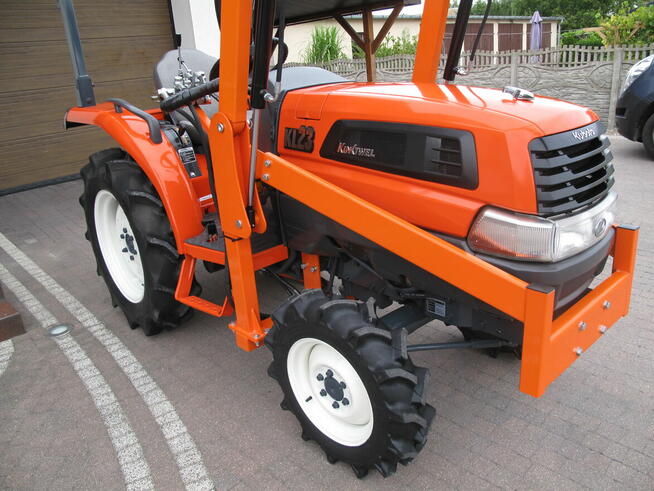 Mini traktorek Kubota KL23 4X4 23KM Ogrodniczy Nowy Ładowacz