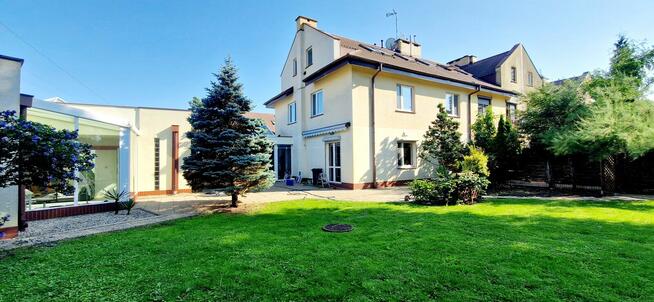 Duży dom Gumieńce 3x garaż, sala fitnes, sauna