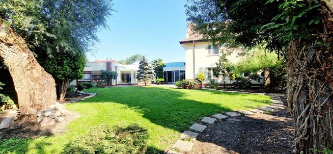 Duży dom Gumieńce 3x garaż, sala fitnes, sauna