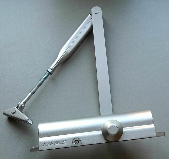 Nowy samozamykacz ASSA ABLOY dc120 srebrny, z ramieniem
