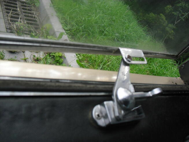 JAGUAR Daimler - 1981 4,2 benz. 208 KM 6-OSOBOWY-NIE ROLLS