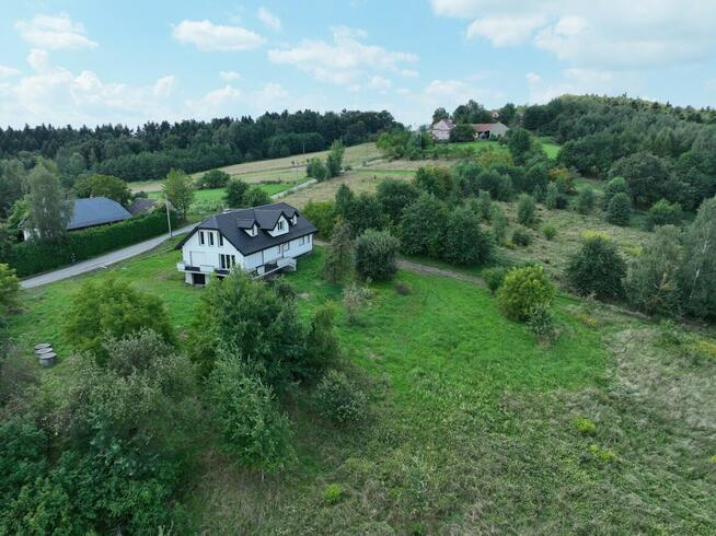 Sprzedam duży dom w górach, z lasem, działka 4,2 ha.