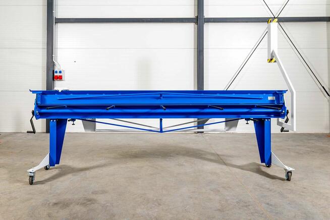 Zaginarka do blachy 3 m. Giętarka M20x3000/0,6 mm z nożem.