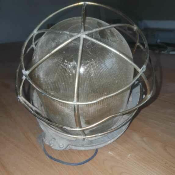 hermetyczne, w osłonach miedzianych lampy przemysłowe