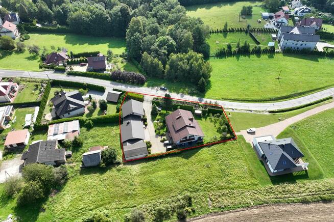 Sprzedam duży dom + halę pod Krakowem / Mogilany.