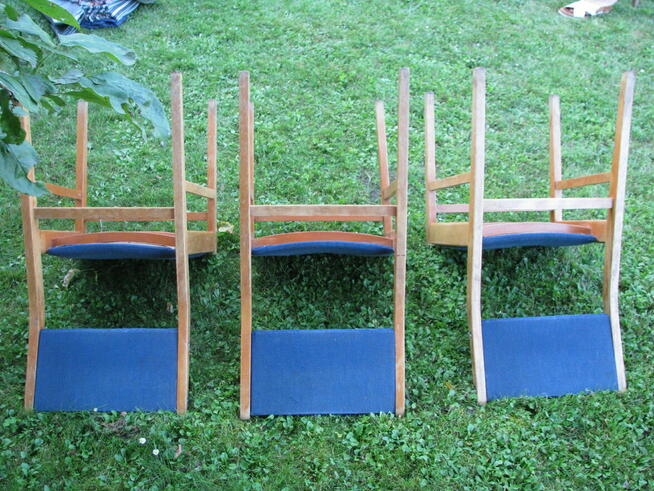 Tapicerowane krzesła drewniane typ 0200 - 207 Kwidzyń PRL