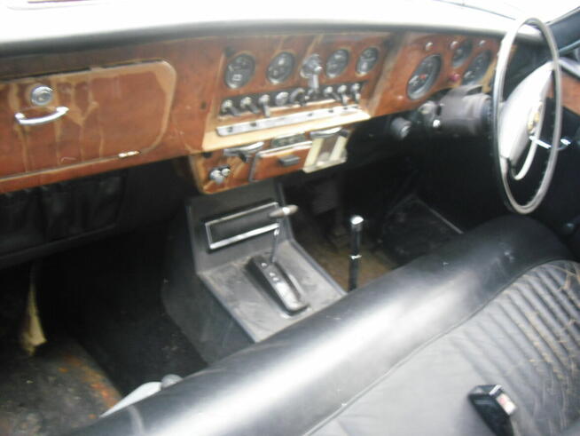 JAGUAR Daimler - 1981 4,2 benz. 208 KM 6-OSOBOWY-NIE ROLLS