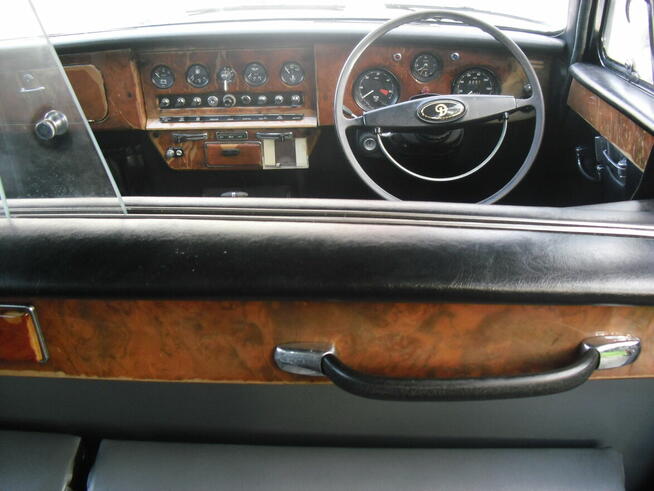 JAGUAR Daimler - 1981 4,2 benz. 208 KM 6-OSOBOWY-NIE ROLLS