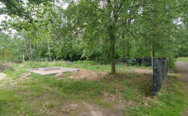 Sprzedam działkę rekreacyjną na jeziorem – m. Mrówki