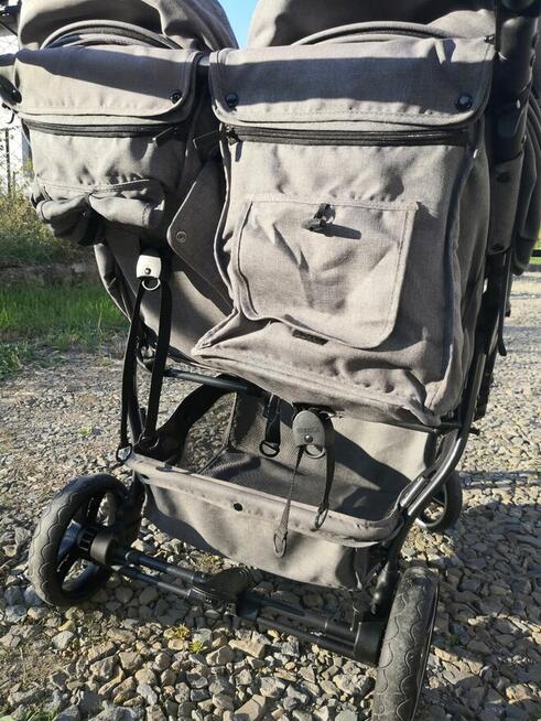Wózek bliźniaczy, rok po roku BABY MONSTERS EASY TWIN 3.0